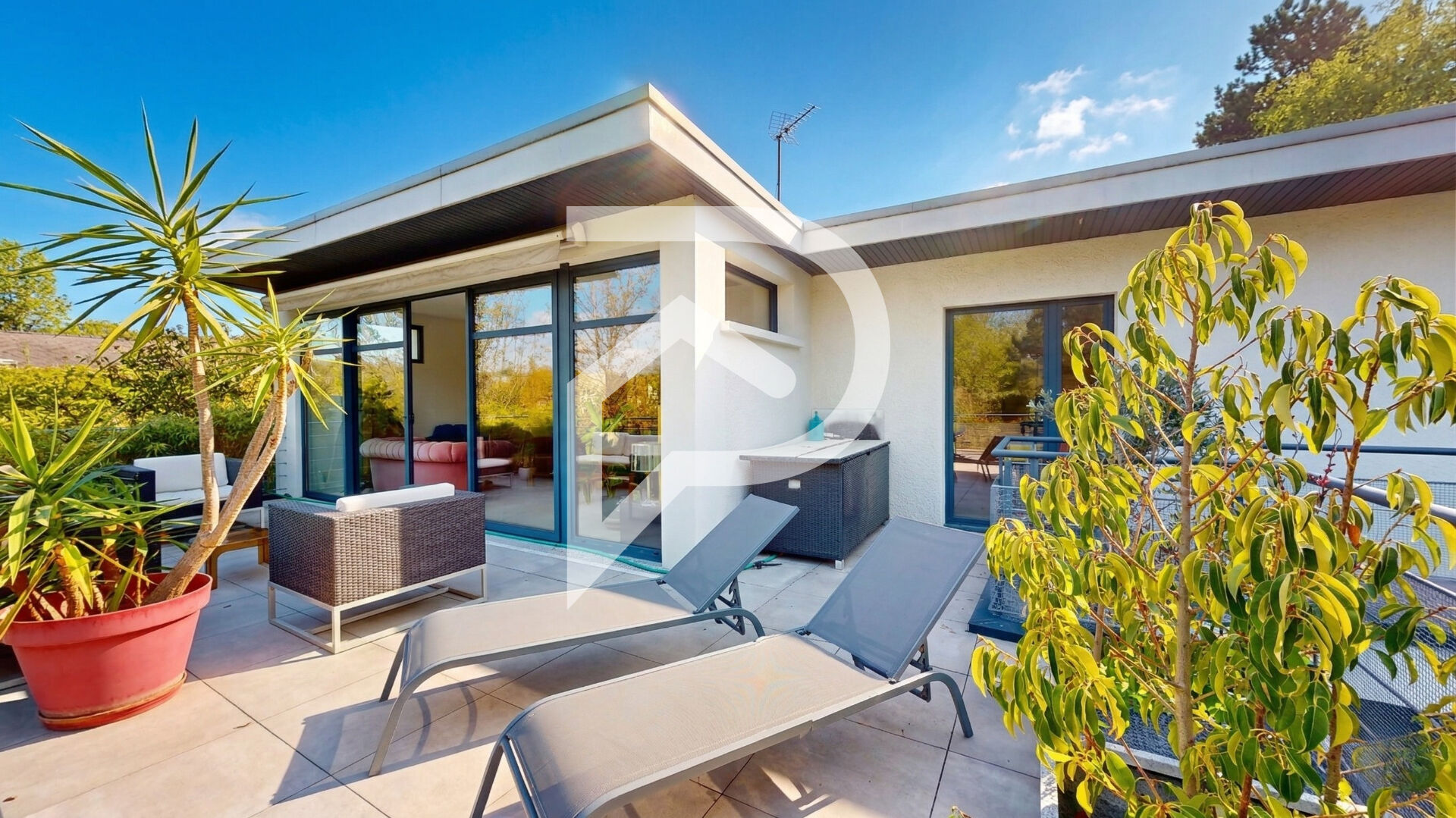 Photo du bien : Maison 8 pièces 250 m2