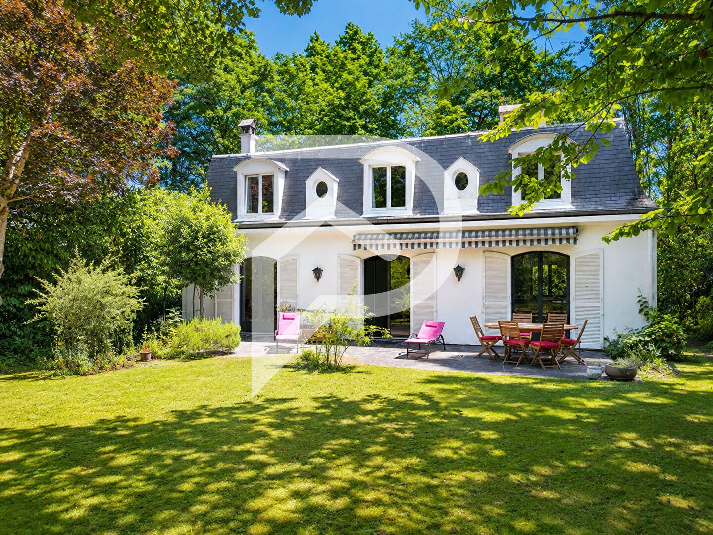 Photo du bien : Maison 7 pièces 205 m2