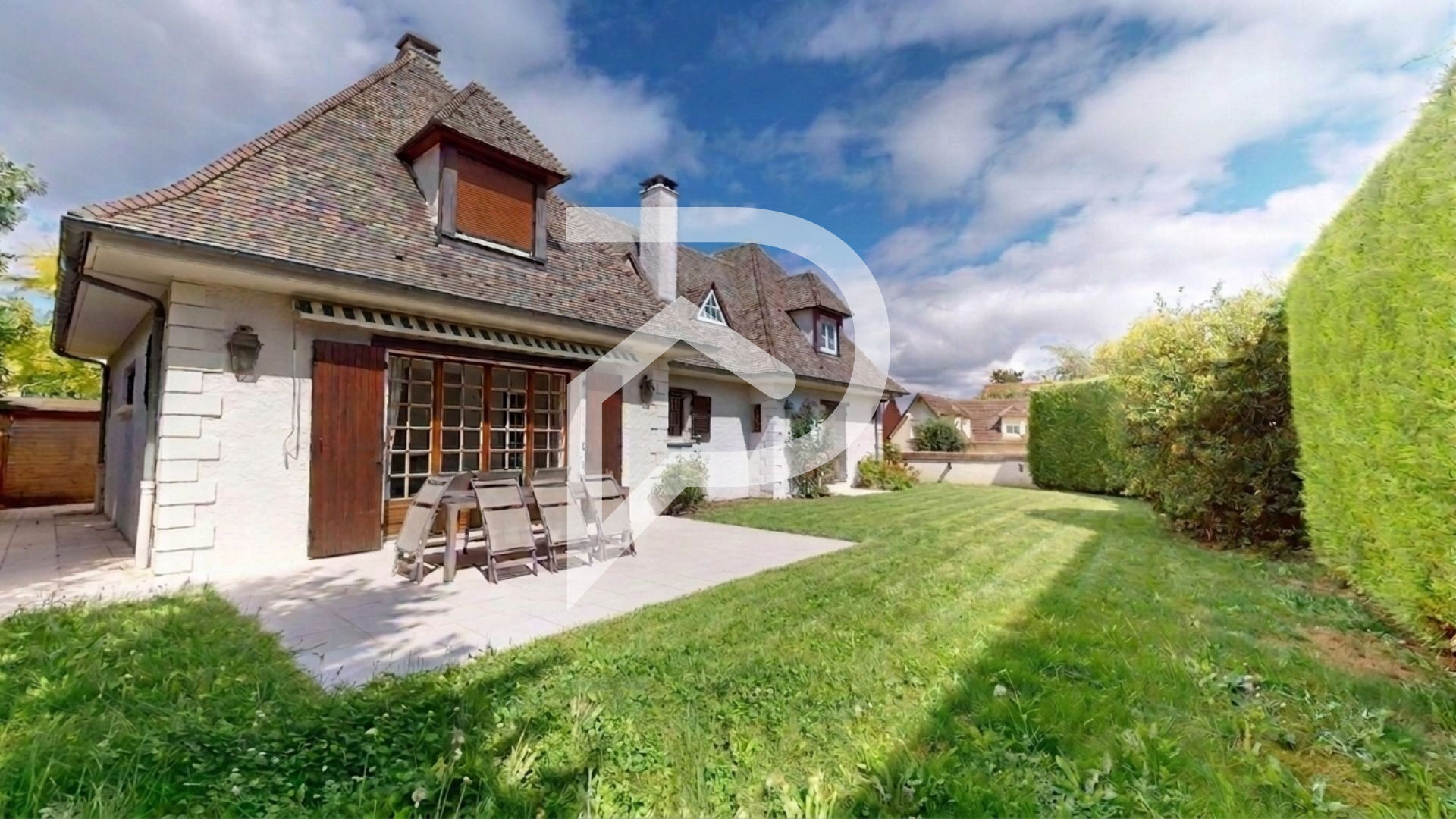 Photo du bien : Maison 7 pièces 204 m2