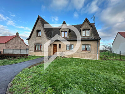 Pavillon traditionnel 7 pièces 156 m2 - Crèvecoeur-sur-l'Escaut