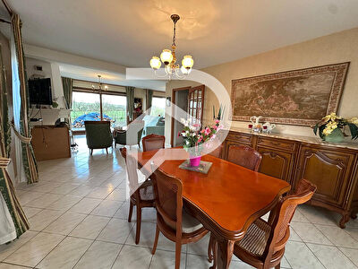 Pavillon traditionnel 7 pièces 156 m2 - Crèvecoeur-sur-l'Escaut