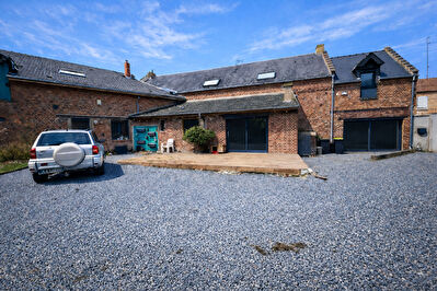 Maison Masnieres 7 pièce(s) 200M2