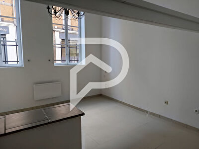 Immeuble hyper centre Cambrai 209 m2