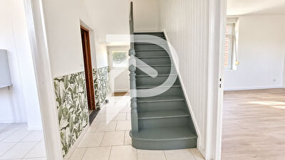 Maison  3 pièce(s) 80 m2