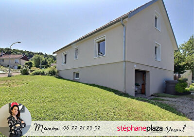 Maison Navenne 6 pièce(s) 140 m2