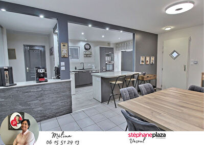 Maison Vaivre Et Montoille 8 pièce(s) 123 m2