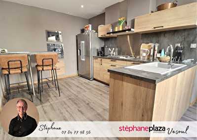Maison Pusey 14 pièces 400 m2