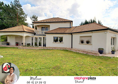 Maison Noidans Les Vesoul 6 pièce(s) 230 m2