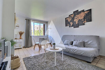 Appartement 1 pièce 28 m² · à Bagnolet · 28,1 m² · 135 000 €