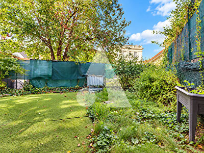 Maison Les Pavillons Sous Bois 5 pièce(s) 109 m2 LES PAVILLONS SOUS BOIS photo 8