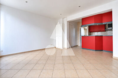 Appartement Les Lilas 2 pièce(s) 42 m2 LES LILAS photo 2