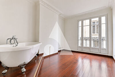 Appartement Les Lilas 2 pièce(s) 50 m2 LES LILAS photo 2