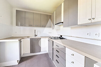 Appartement Aulnay Sous Bois 4 pièce(s) 82.01 m2 AULNAY SOUS BOIS photo 4