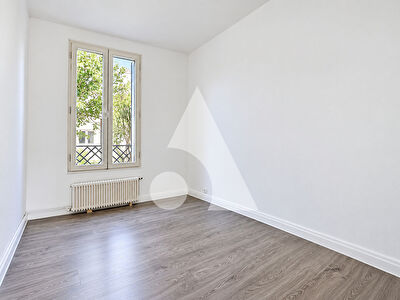 Appartement Montreuil 3 pièce(s) 50.3 m2 MONTREUIL photo 2