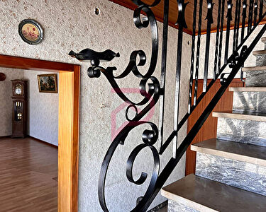 Maison 7 pièces de 163 m² à DIESEN.
