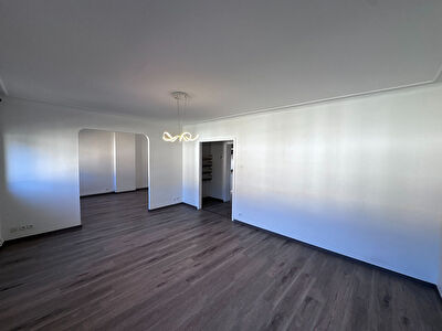 APPARTEMENT T4 CRÉHANGE
