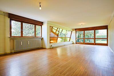 MAISON SAINT-AVOLD 8 pièces 215 m²