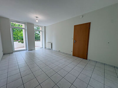 APPARTEMENT T2 SAINT-AVOLD RÉSIDENCE MÉLUSINE AVEC TERRASSE
