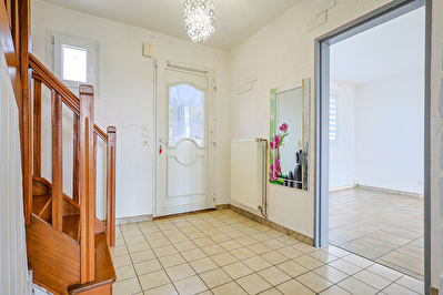 EXCLUSIVITÉ  - Maison lumineuse  - 3 chambres - Jardin - Garage - DPE C