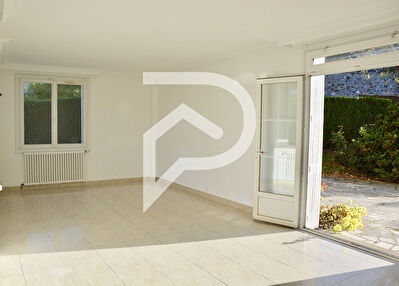 LOCATION Maison Louveciennes 7 pièces 130 m2 avec jardin