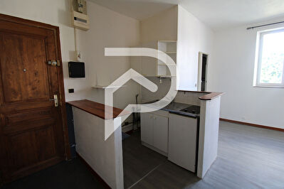 Appartement Creil 1 pièce(s) 30.2 m2