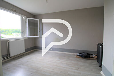 Appartement Nogent-sur-oise 2 pièce(s) 51 m2