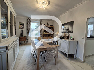 Maison Monchy Saint Eloi 4 pièce(s) 126 m2