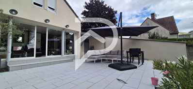 Maison Monceaux 4 pièce(s) 77 m2
