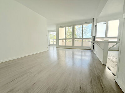 Appartement Montataire 5 pièce(s) 93 m2