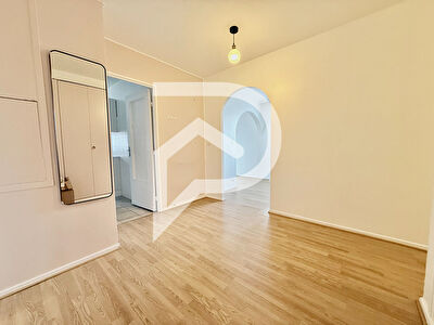 Appartement Nogent Sur  Oise 5 pièce(s) 93 m2
