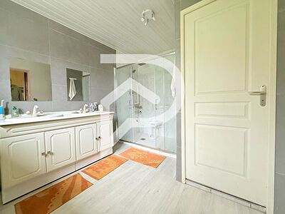 Maison Montataire  4 pièce(s) 100 m2