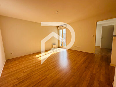 Appartement Creil 2 pièce(s) 38.10 m2