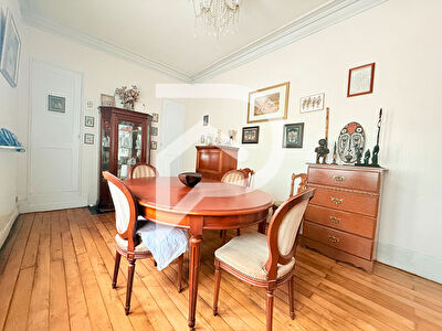 Maison Creil 10 pièce(s) 171 m2