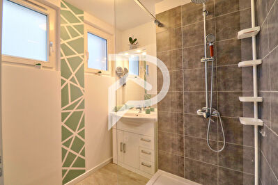 Appartement Valensole type 5/6 de 100 m2  avec vue dégagée