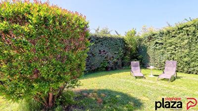 VILLA TYPE 5 AVEC DEPENDANCE ET PISCINE SUR 1100M2 DE JARDIN ARBORE