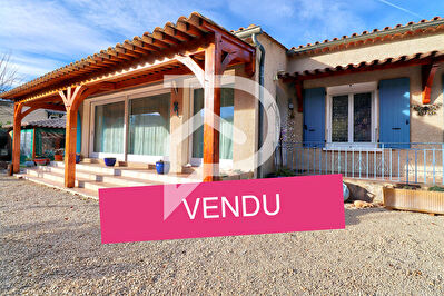 VILLA LUMINEUSE TYPE 5 DE 140M2 AU CALME SUR 1000M2 DE JARDIN
