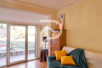 VILLA LUMINEUSE TYPE 5 AVEC JARDIN ARBORE DE 1145M2
