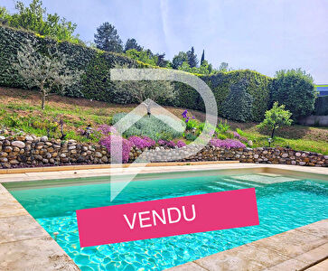 VILLA TYPE 5 AVEC PISCINE ET JARDIN SUR 730M2 DE TERRAIN