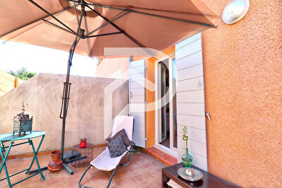 APPARTEMENT TYPE 2 DE 37M2 AVEC TERRASSE ET PARKINGS