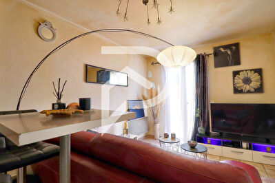 APPARTEMENT TYPE 2 DE 37M2 AVEC TERRASSE ET PARKINGS