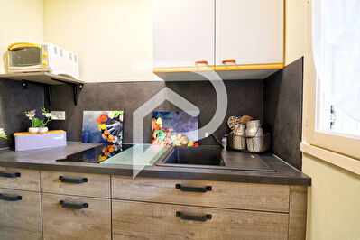 STUDIO LUMINEUX DE 23.87M2 AVEC BALCON, ASCENSEUR, GARAGE ET CAVE