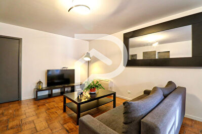 REZ-DE-BASTIDE TYPE 3 DE 99 m2 MEUBLE AVEC 400M2 DE JARDIN PRIVATIF
