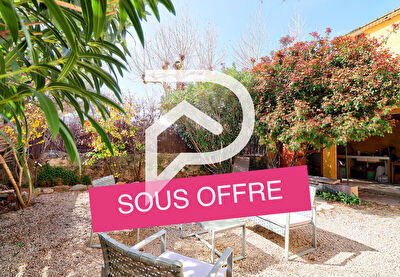 MAISON T5  DE 140M2 AVEC JARDIN ET TERRASSES AU COEUR DU VILLAGE