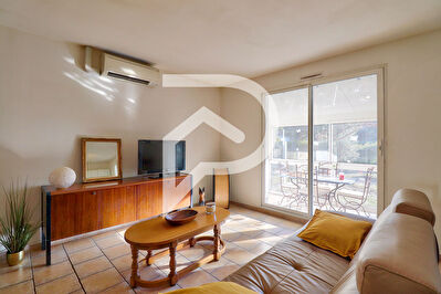 VILLA TYPE 3 AVEC VERANDA JARDIN ET DEUX GARAGES