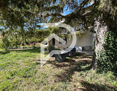 VILLA FAMILIALE DE 243M2 AVEC JARDIN PUIT ATELIER