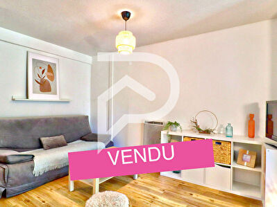 BEL APPARTEMENT LUMINEUX TYPE 2 A GREOUX LES BAINS