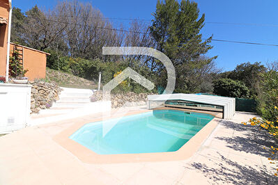 VILLA VARAGES DE 106M2 AU CALME SUR TERRAIN DE 2525M2 ET PISCINE