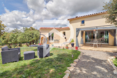 VILLA TYPE 5 SANS VIS A VIS SUR 6850M2 DE JARDIN ARBORE