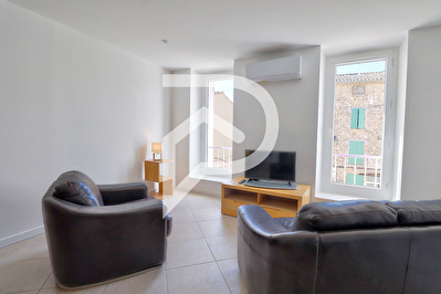 APPARTEMENT MEUBLE TYPE 3 AU CALME PARKING PROCHE