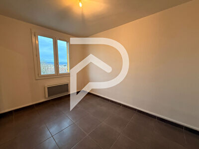 APPARTEMENT TYPE 4 DE 73.85 m2 AVEC BALCON CAVE PARKING VINON SUR VERDON